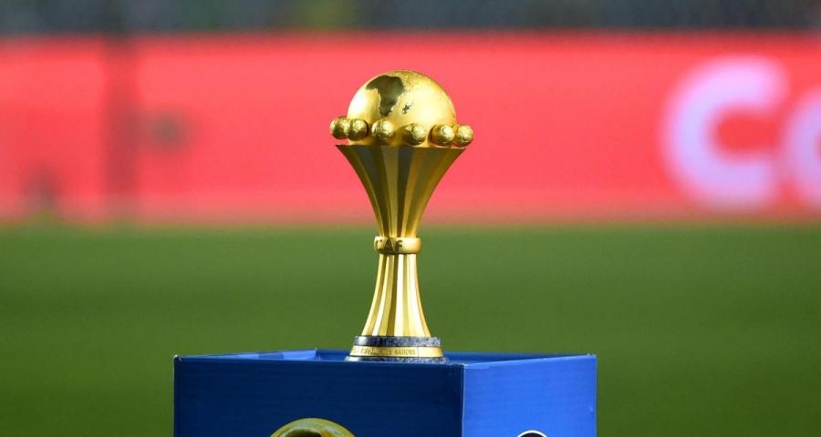 Coupe d'Afrique des Nations 2019 réplique du trophée 150mm sur socle – Onze  Mondial / But Sainté – Le SHOP